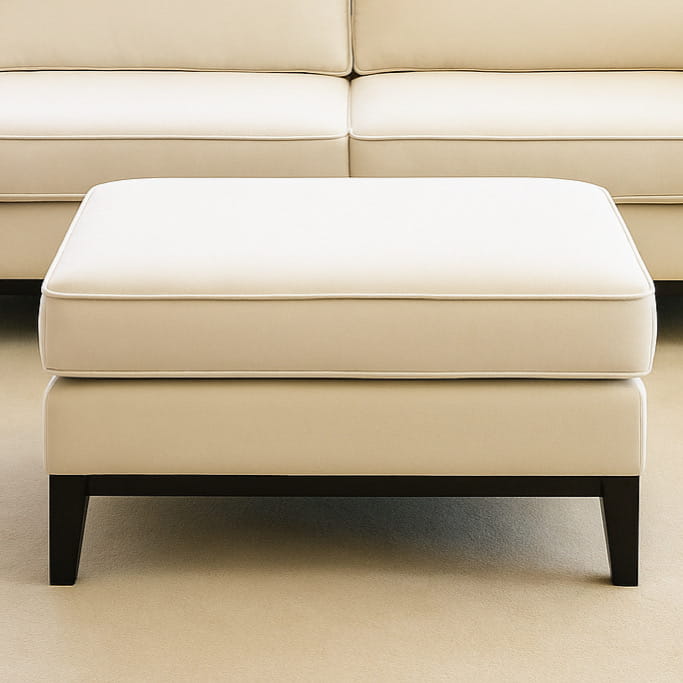 Magnolia Modern classic Pouf