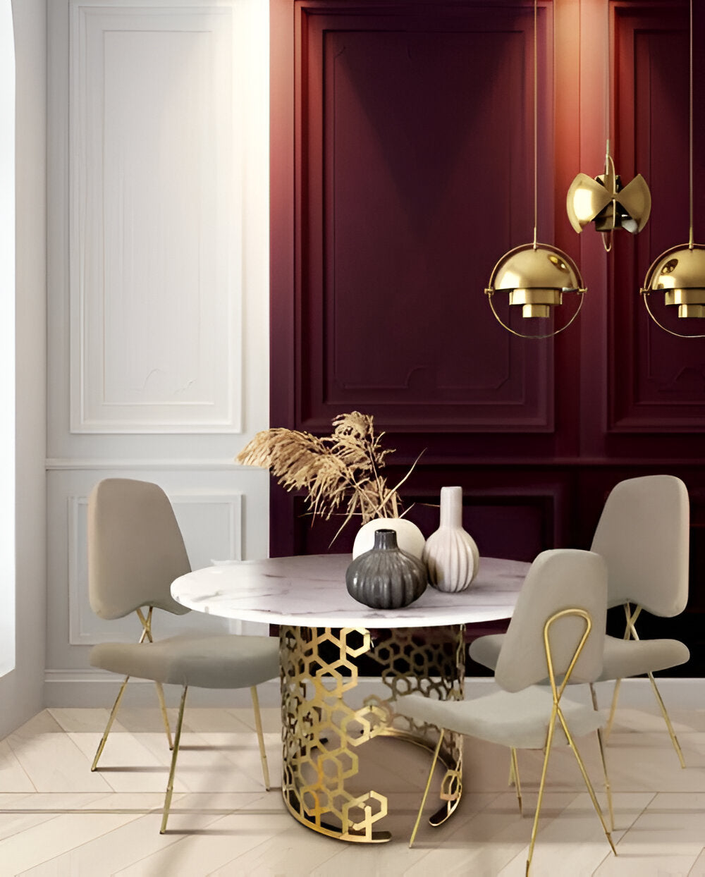 Luxury Queen Table